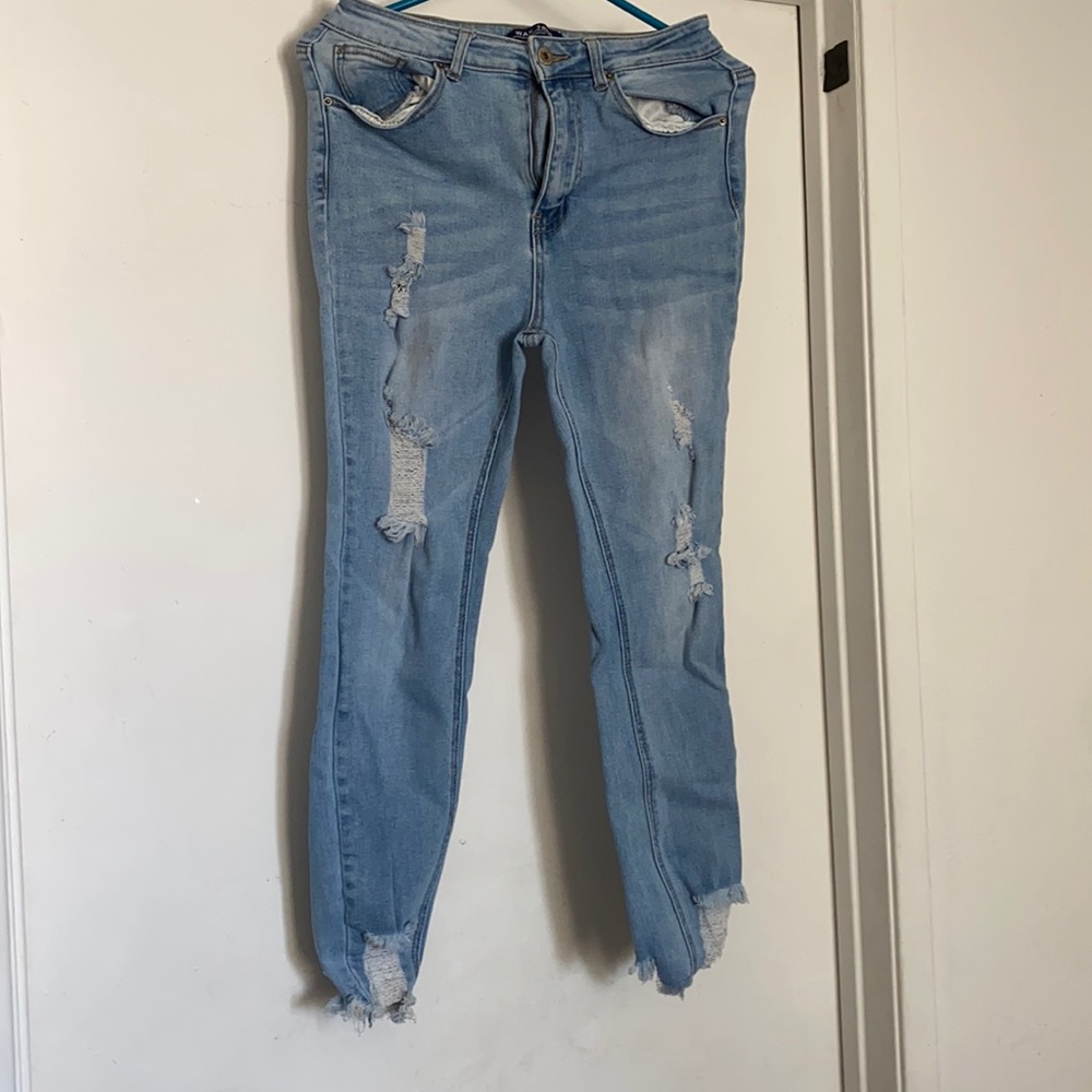 stretchable high waited jeans